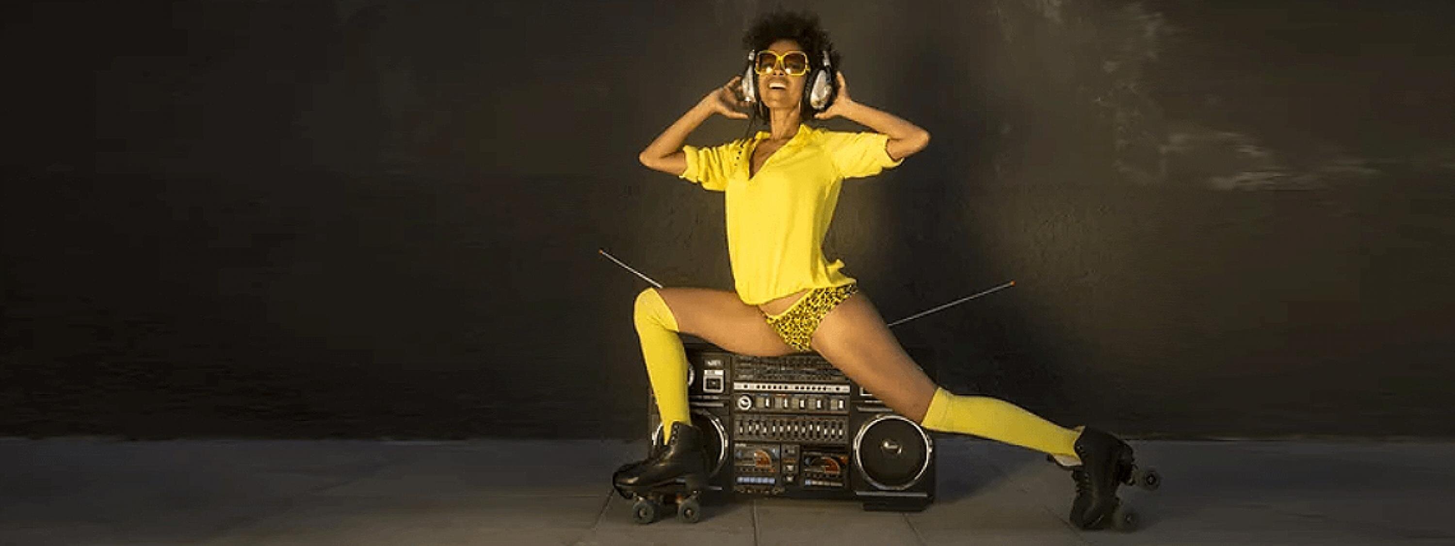 Elizabeth Moreau cover photo